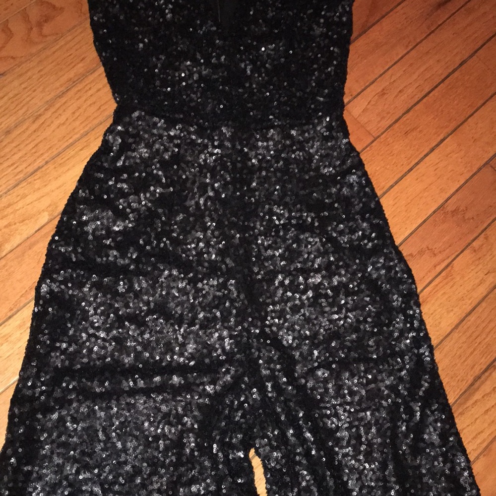 DRESS THE POPULATION BLACK SEQUINED NWOT JUMPSUIT SIZE SMALL - Picture 6 of 11